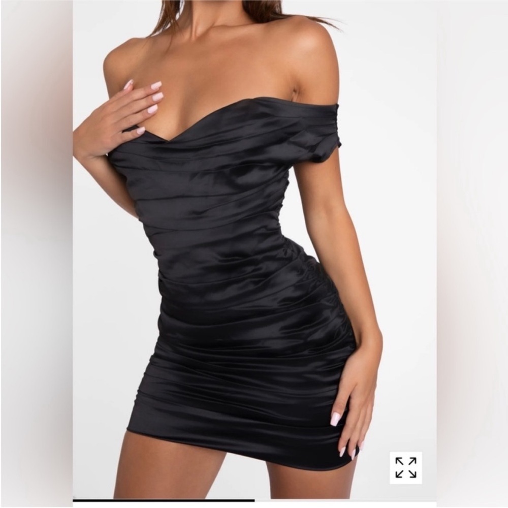 NWT Heiress Beverly Hills Black Satin Draped Shoulder Mini Dress Size M